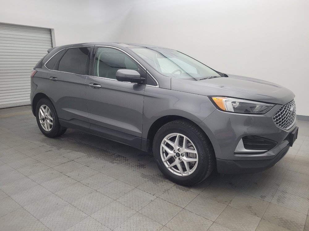 Used 2023 Ford Edge SEL image 11