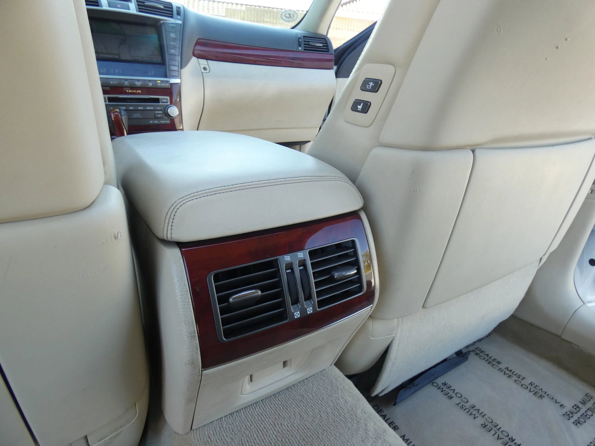 Used 2010 Lexus LS 460 L image 40
