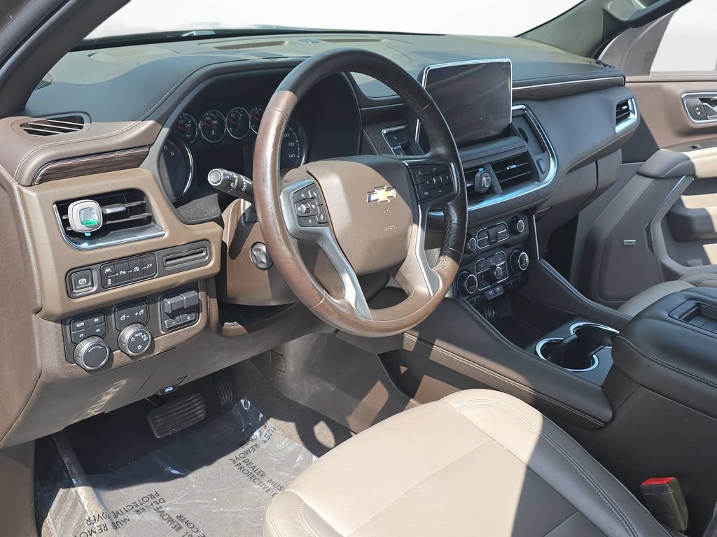 Used 2021 Chevrolet Tahoe LT w/ LT Signature Package AWD/4WD image 17