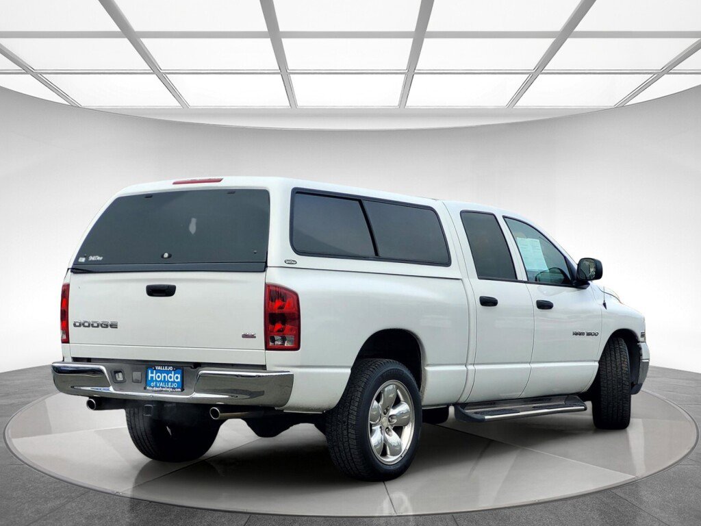 Used 2004 Dodge Ram 1500 Truck SLT image 4