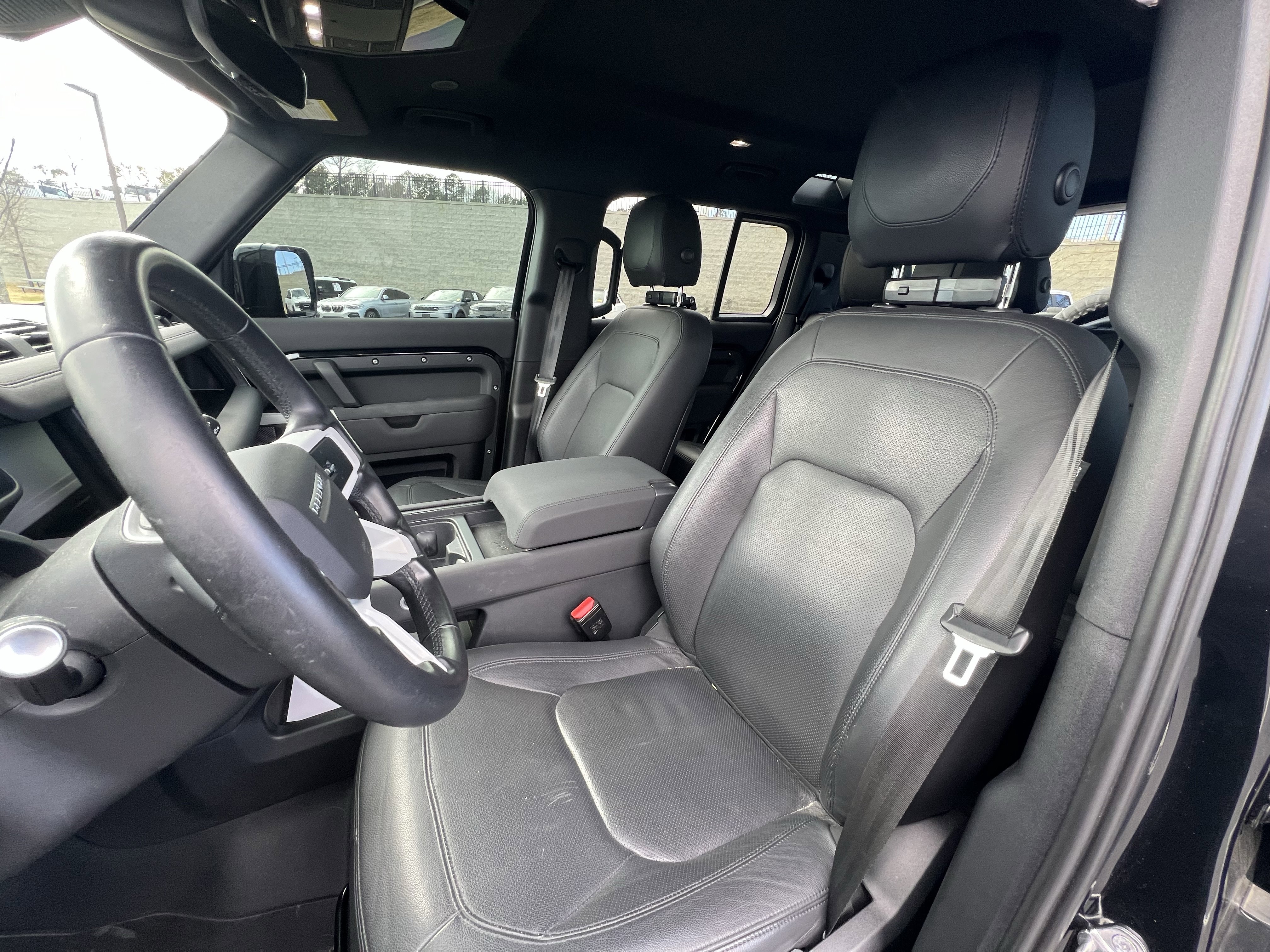 Used 2023 Land Rover Defender 110 S image 15