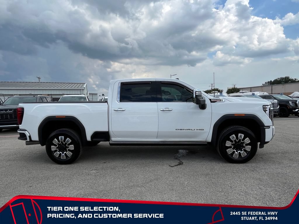 Used 2024 GMC Sierra 2500 Denali w/ Denali Reserve Package AWD/4WD image 8