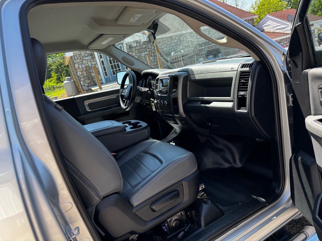 Used 2014 RAM 2500 Tradesman w/ Chrome Appearance Group AWD/4WD image 24