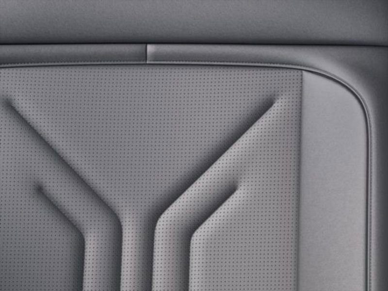 Used 2025 Hyundai Santa Fe SEL image 17