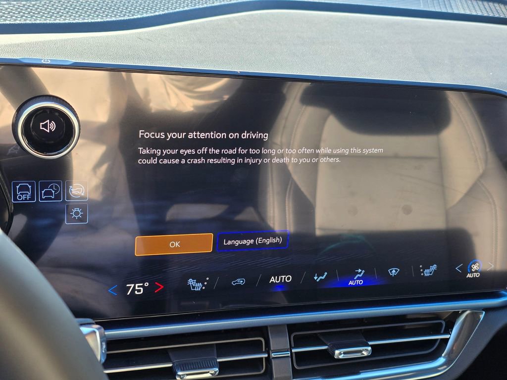 New 2026 Chevrolet Equinox EV LT image 25