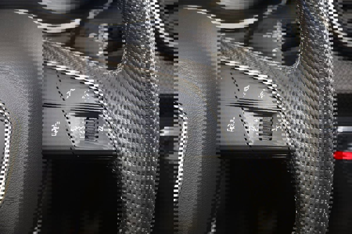 Used 2022 Audi SQ5 Premium image 35