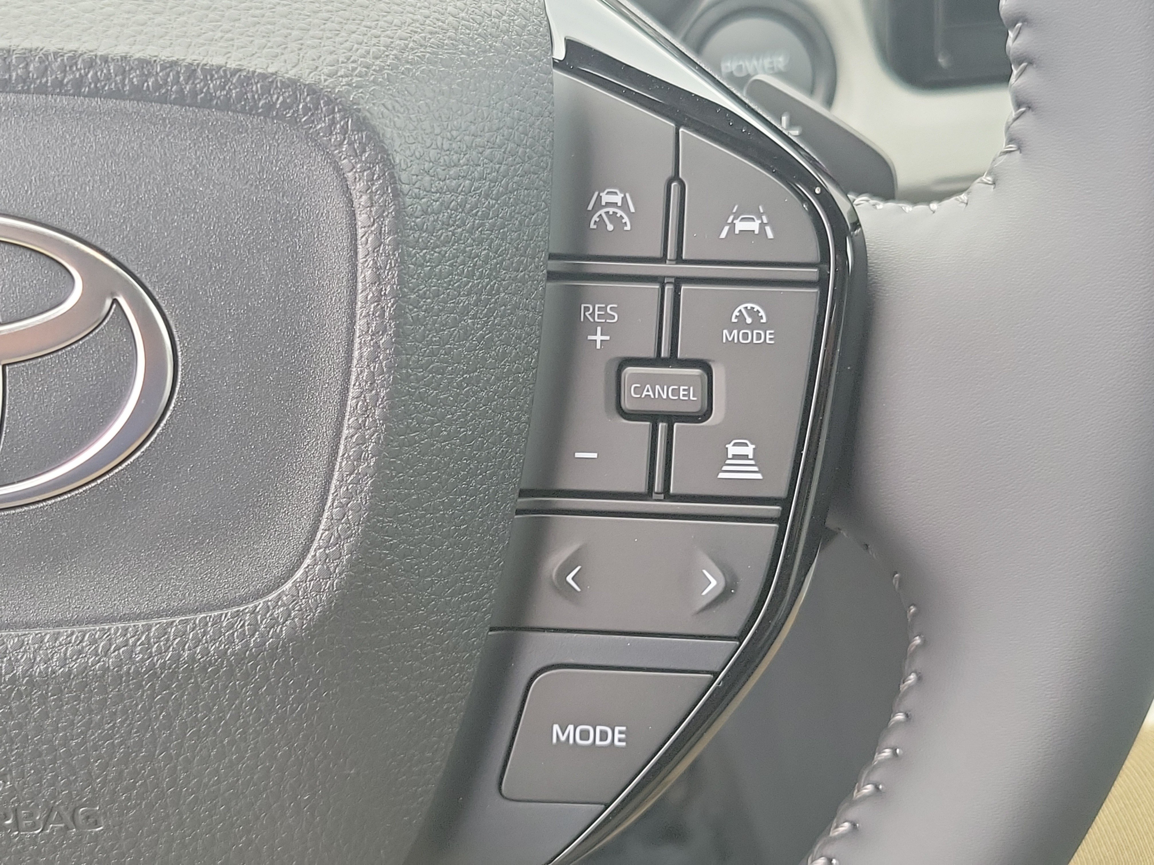 New 2026 Toyota C-HR AWD/4WD image 28