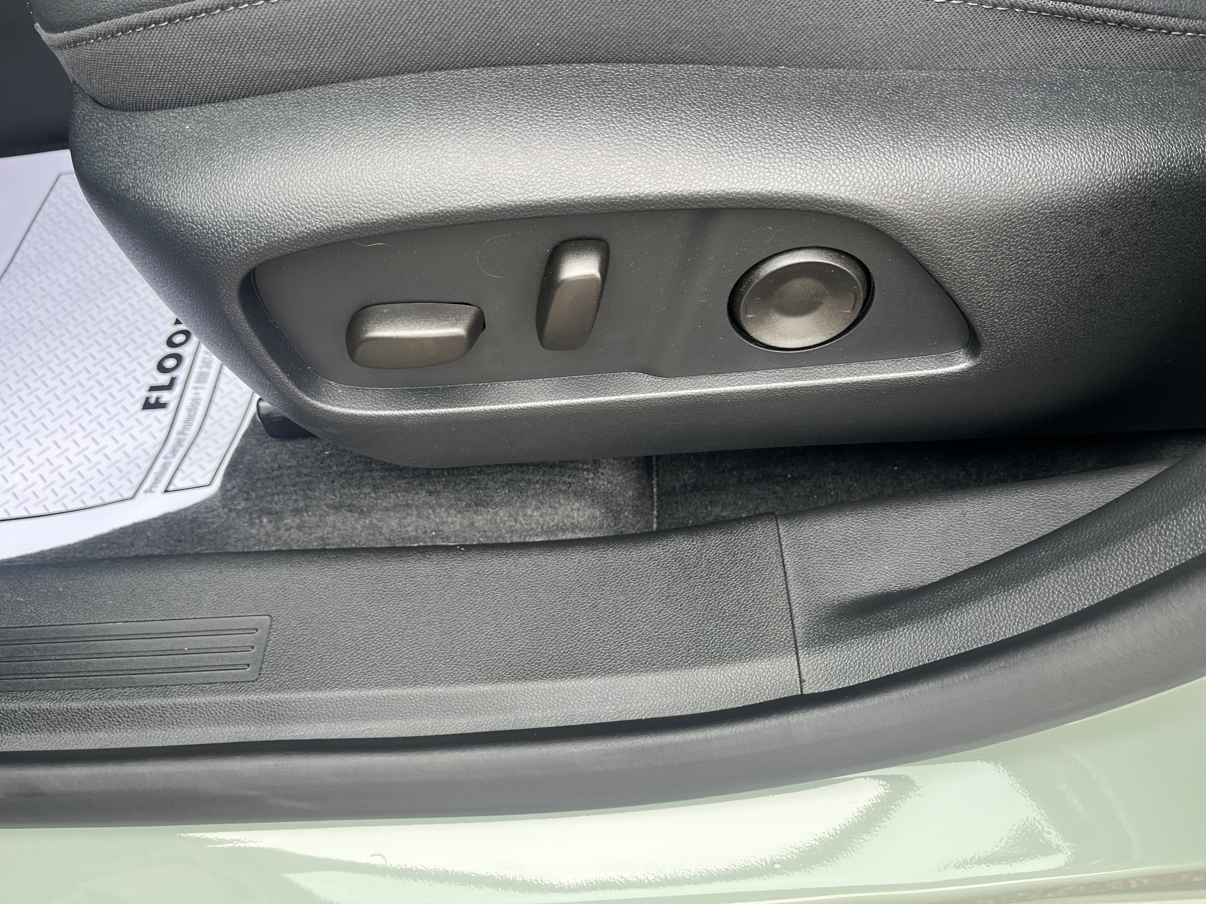 Used 2026 Chevrolet Equinox LT w/ Convenience Package II image 11