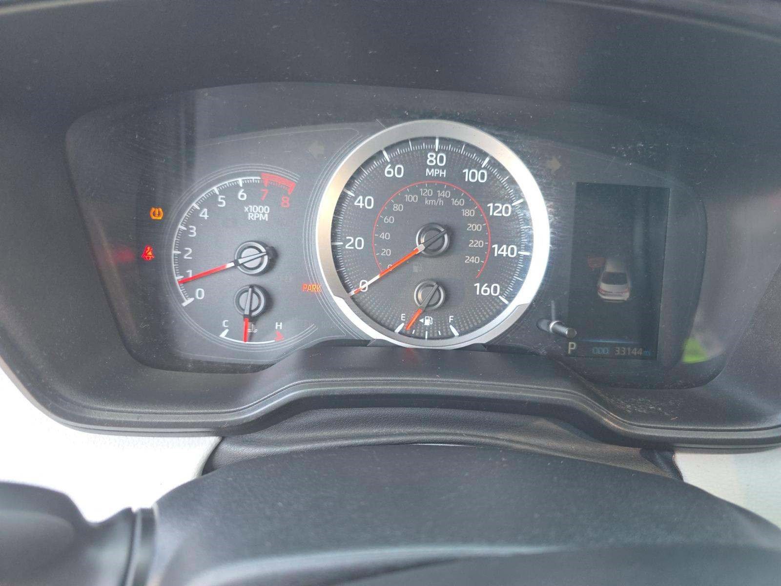 Used 2021 Toyota Corolla SE FWD image 6