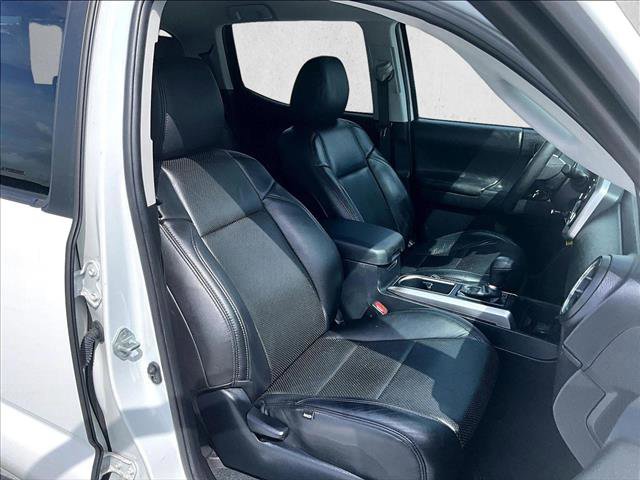 Used 2021 Toyota Tacoma SR5 RWD image 9