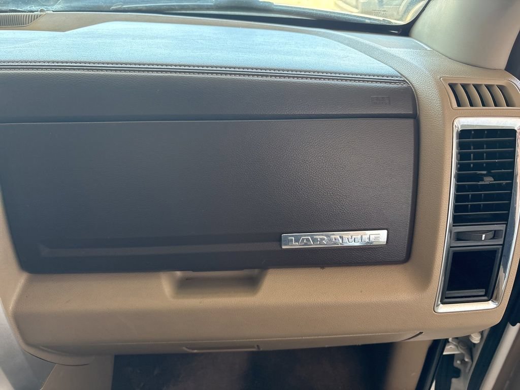 Used 2011 RAM 3500 Laramie AWD/4WD image 15