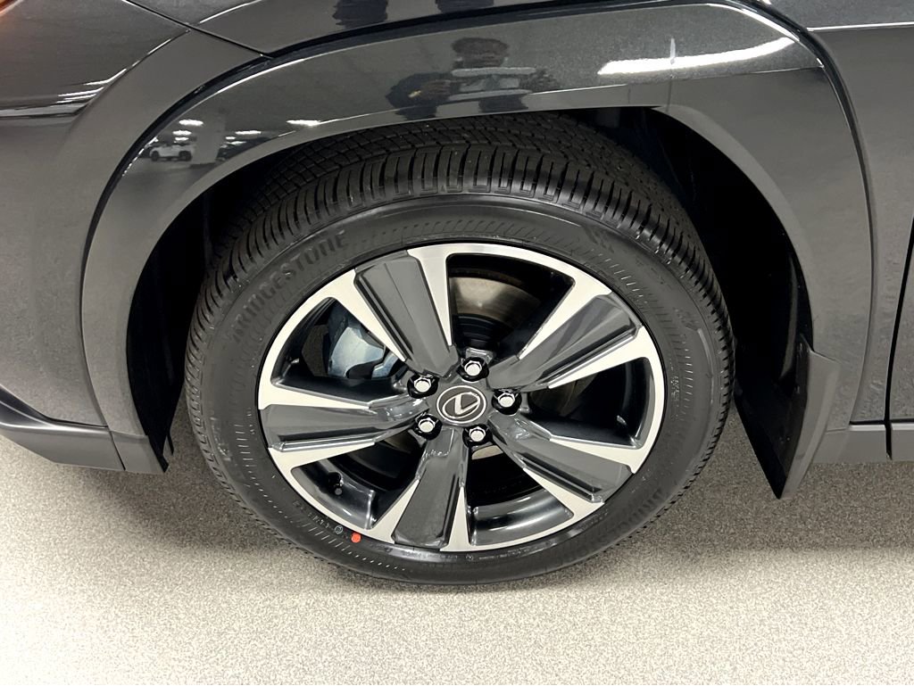 New 2026 Lexus UX 300h AWD image 37