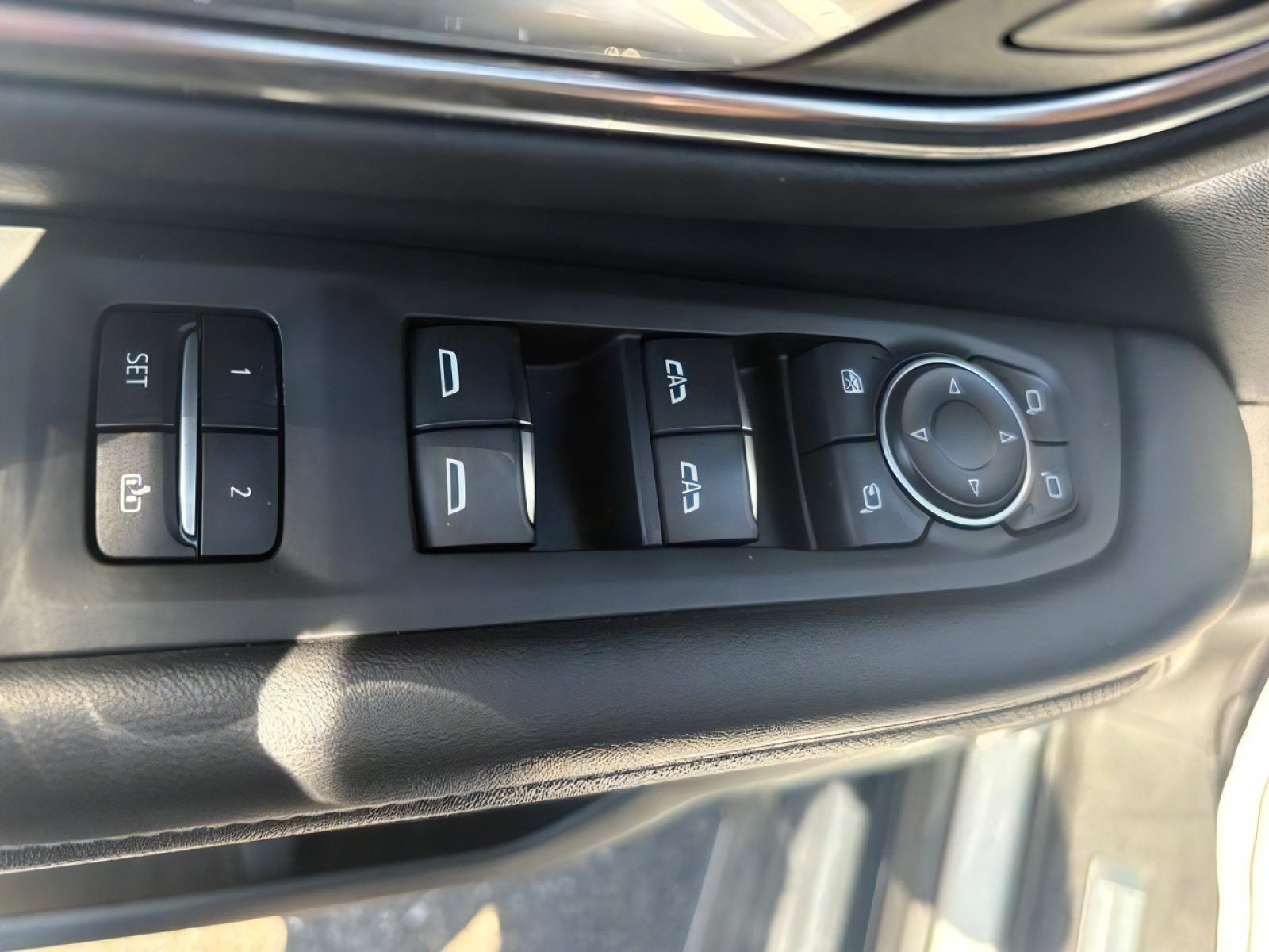 Used 2023 Chevrolet Suburban Premier AWD/4WD image 13