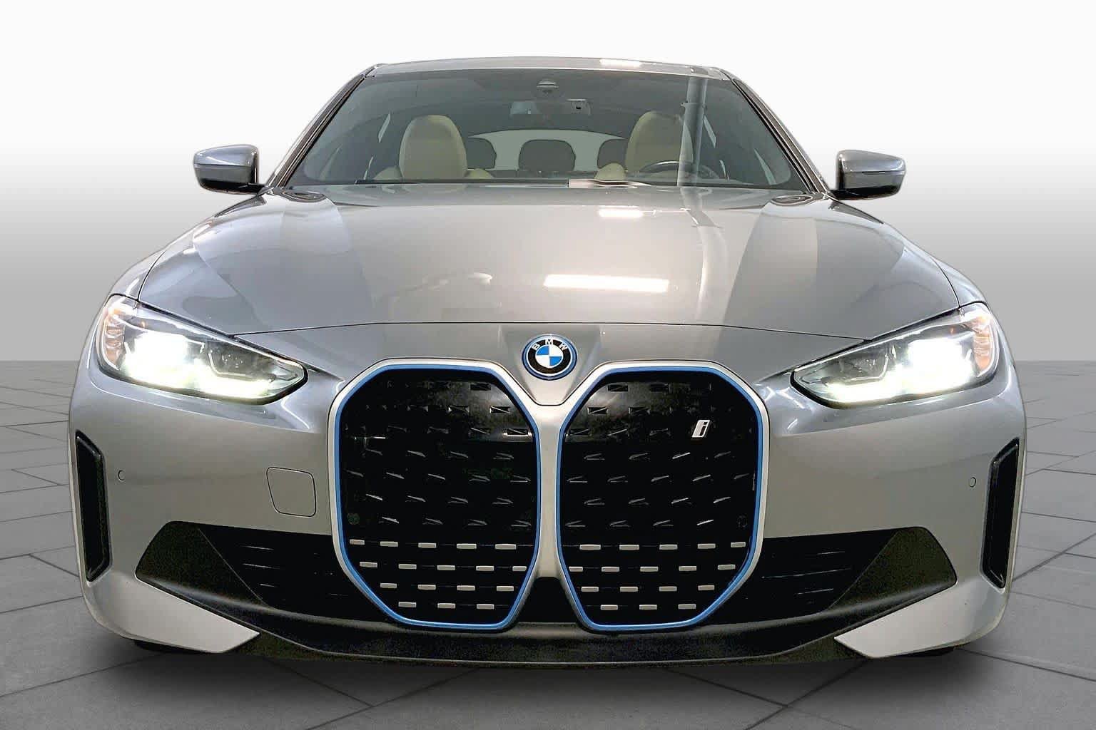Used 2023 BMW i4 eDrive40 w/ Premium Package RWD image 3