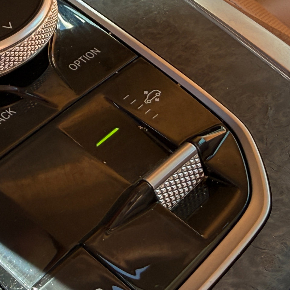 Used 2019 BMW X7 xDrive40i w/ Premium Package image 45