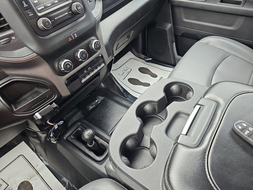 Used 2022 RAM 2500 Tradesman w/ Chrome Appearance Group image 27