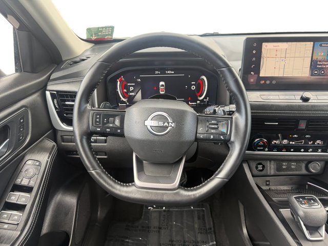 Used 2025 Nissan Rogue SL w/ Tech Package AWD/4WD image 14