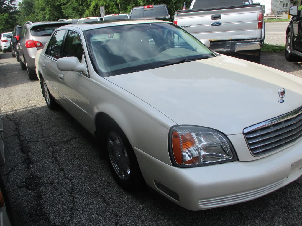 Used 2002 Cadillac De Ville w/ Comfort/Convenience Pkg FWD image 1