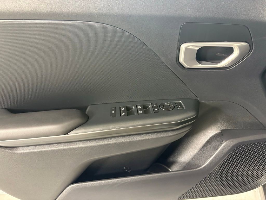 New 2026 Kia K4 FWD image 19