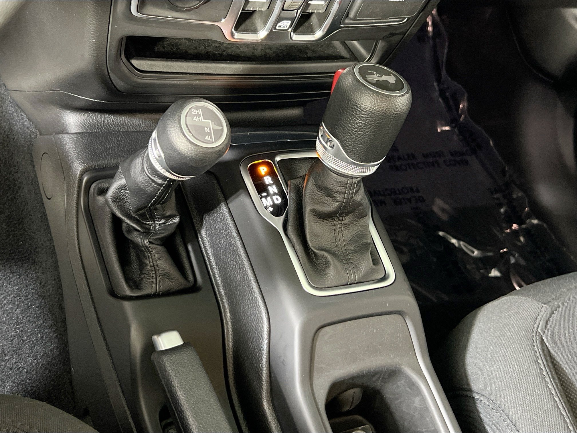 Used 2023 Jeep Wrangler Unlimited Sport AWD/4WD image 16