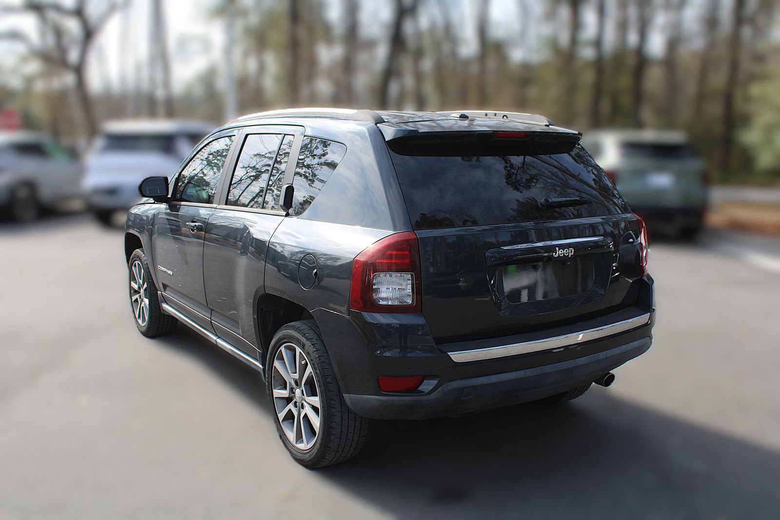 Used 2015 Jeep Compass Limited w/ Sun/Sound Group image 7