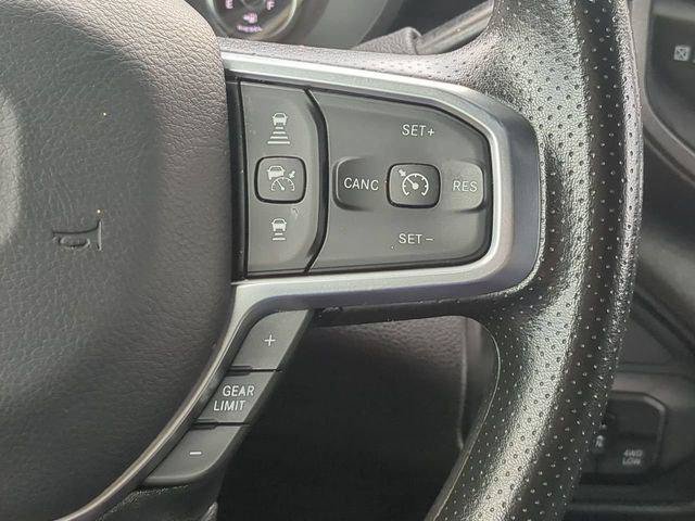 Certified 2025 RAM 2500 Tradesman w/ Chrome Appearance Group AWD/4WD image 28