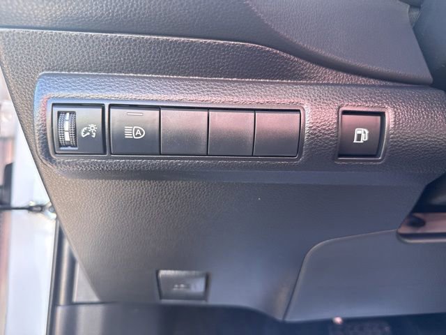 Used 2023 Toyota Corolla LE image 24