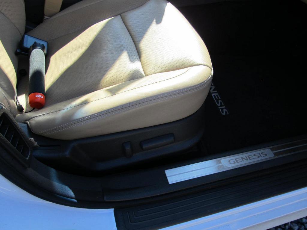 Used 2014 Hyundai Genesis 3.8 w/ Technology Package 03 image 41