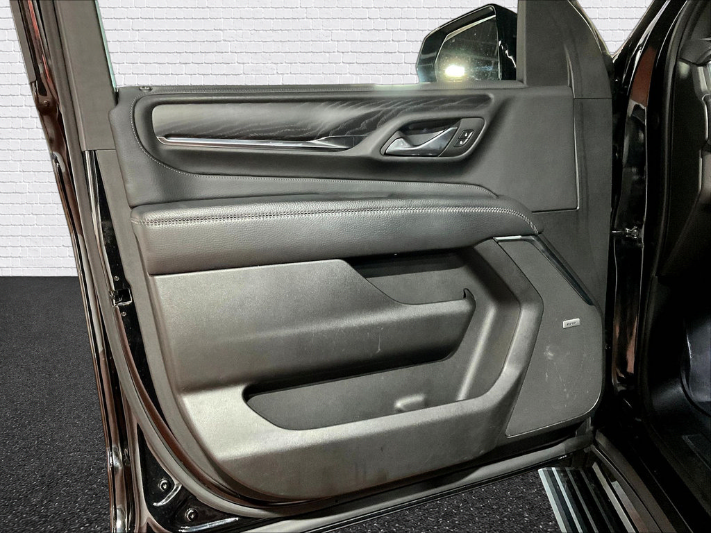 Used 2023 GMC Yukon XL Denali AWD/4WD image 20