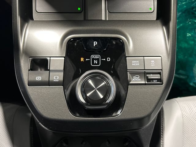 New 2026 Subaru Solterra AWD/4WD image 17