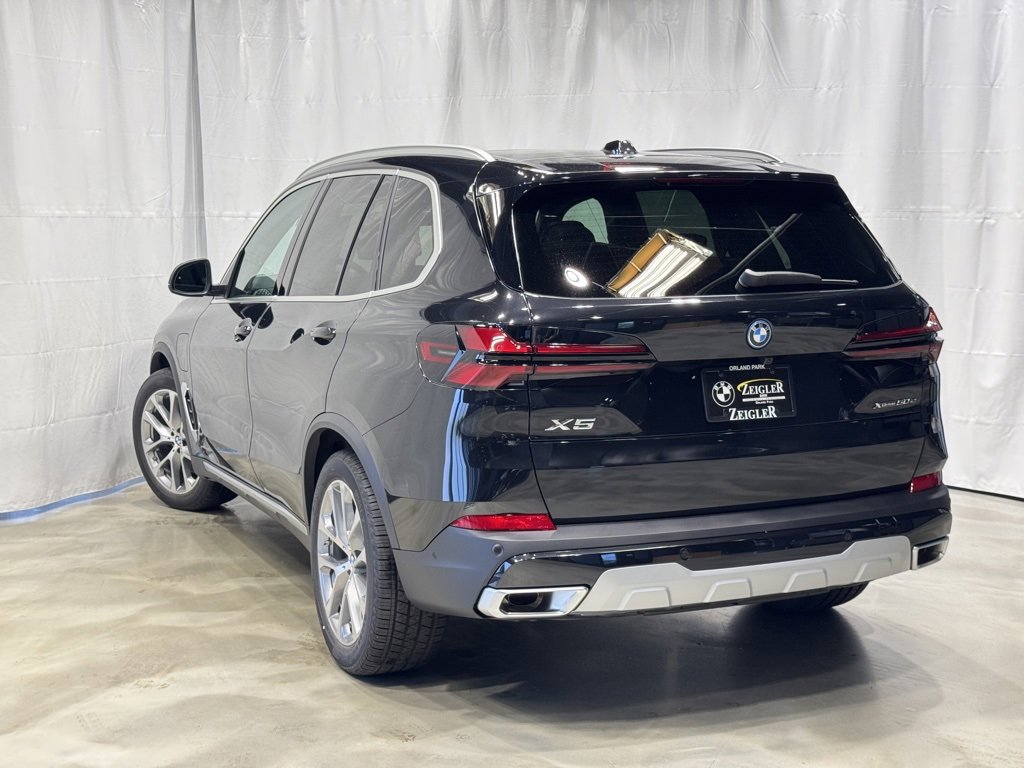 Used 2026 BMW X5 xDrive50e w/ Climate Comfort Package image 4