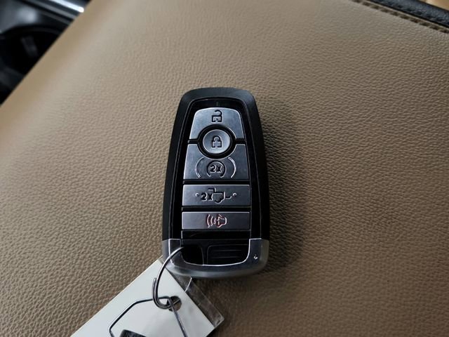 Used 2023 Ford F150 Lariat AWD/4WD image 31
