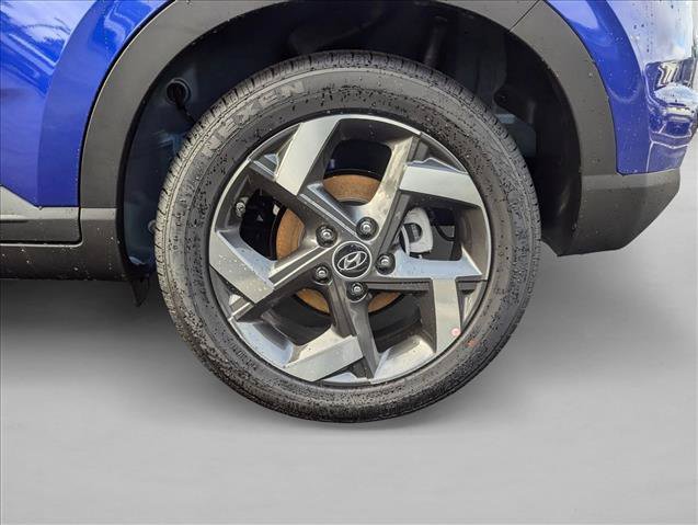 New 2025 Hyundai Venue Limited FWD image 9