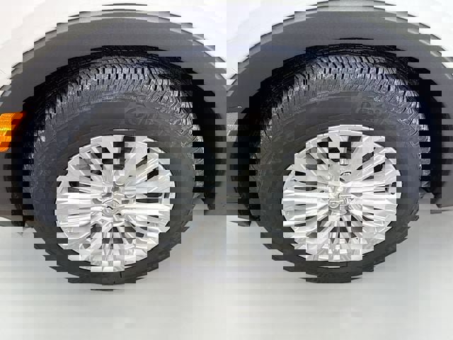 Used 2024 Cadillac XT4 Luxury w/ Cold Weather Package image 33