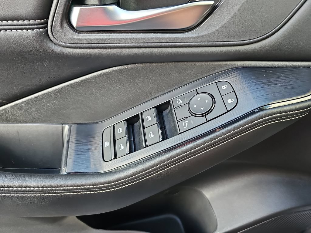 Used 2023 Nissan Rogue SV w/ SV Premium Package AWD/4WD image 26