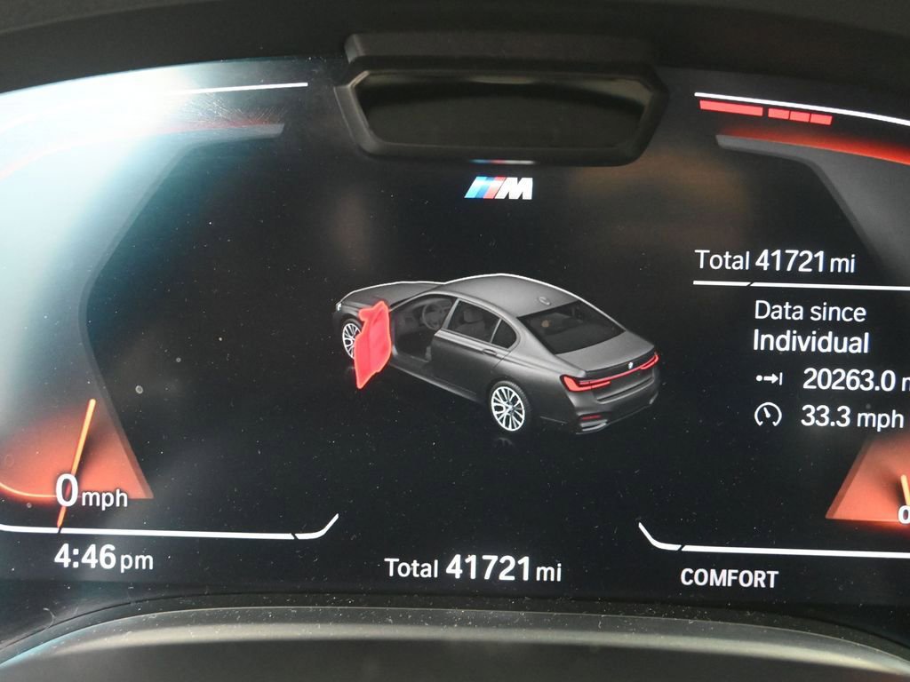 Used 2021 BMW 750i xDrive w/ M Sport Package AWD/4WD image 10