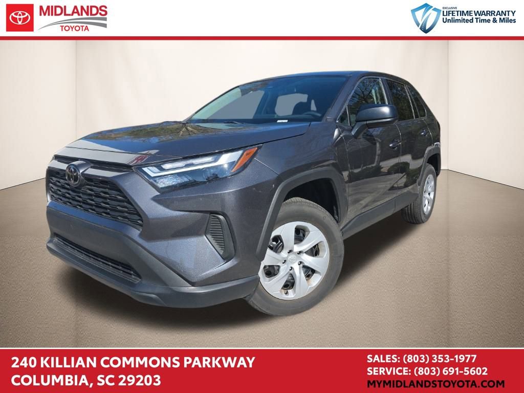 Used 2025 Toyota RAV4 LE image 1
