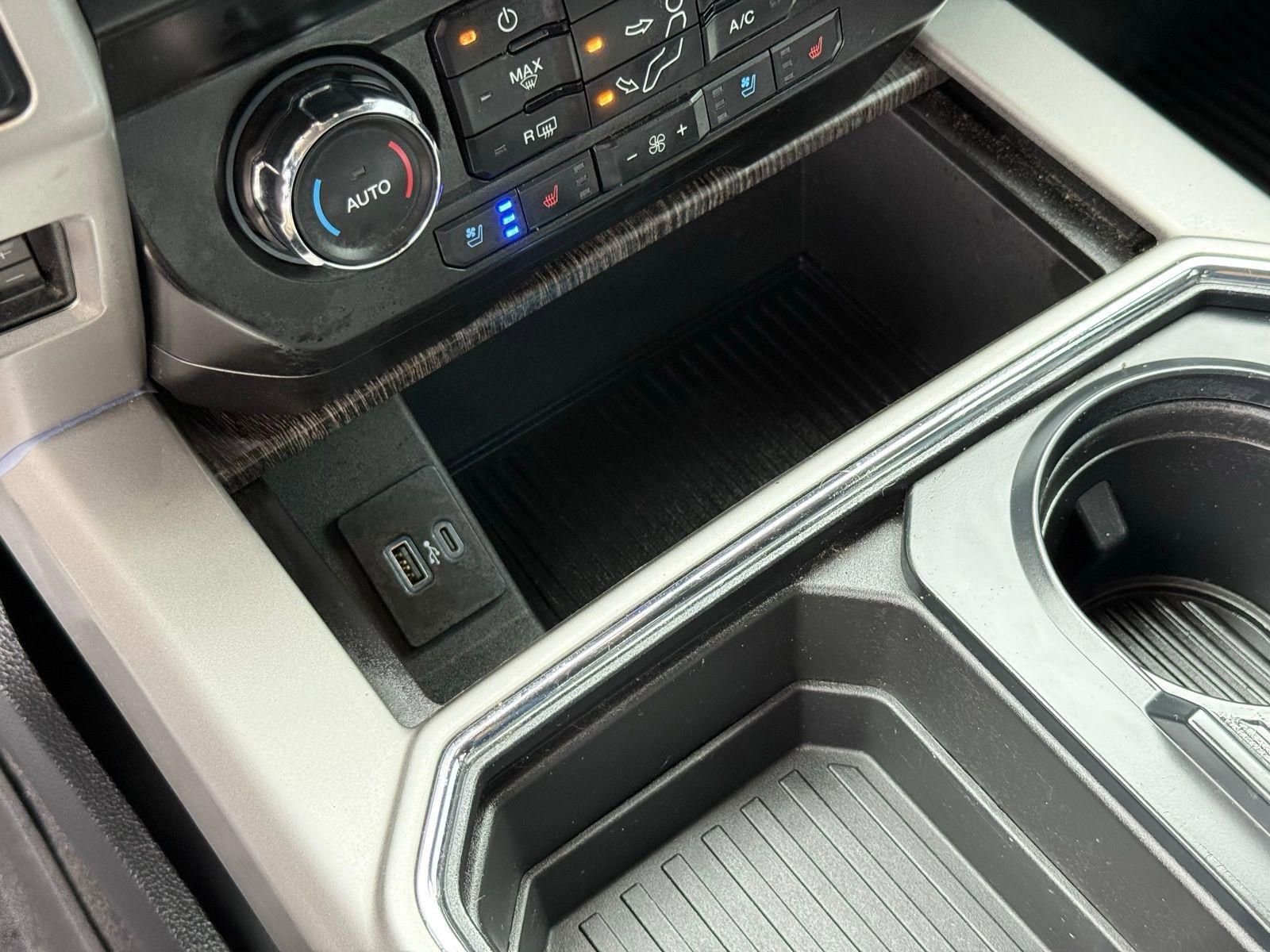 Used 2020 Ford F250 Lariat w/ Lariat Value Package AWD/4WD image 53