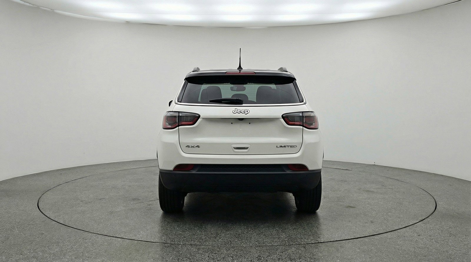 Used 2025 Jeep Compass Limited image 7