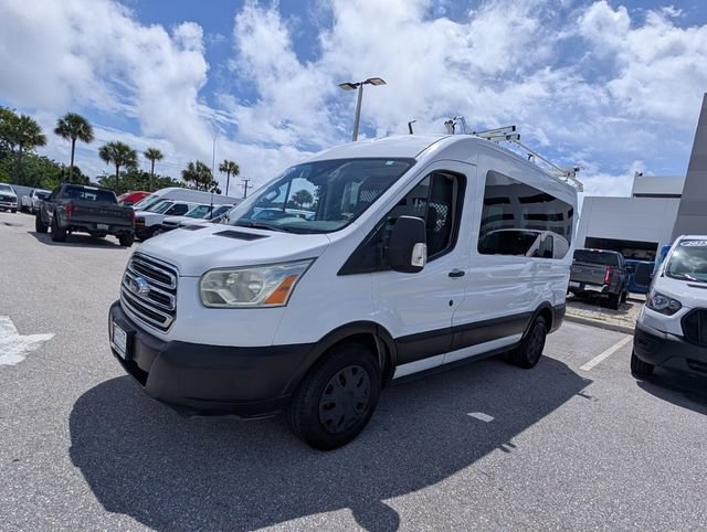 Used 2015 Ford Transit 150 XLT image 3