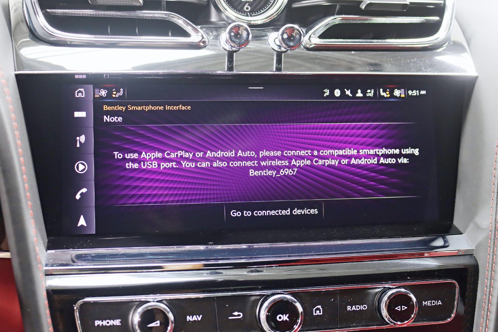 Used 2022 Bentley Bentayga image 26