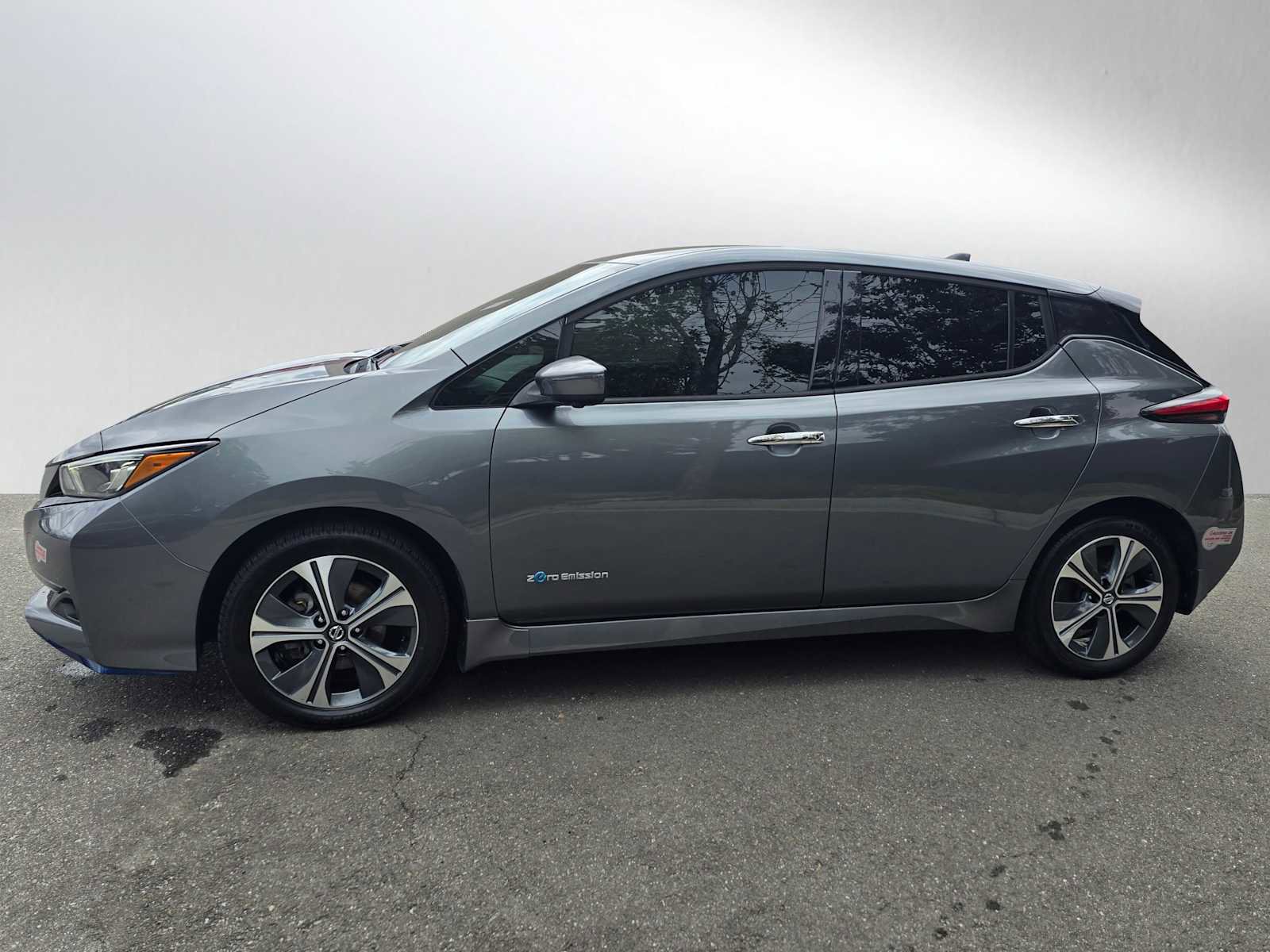 Used 2019 Nissan Leaf SL Plus w/ Protection Package FWD image 6