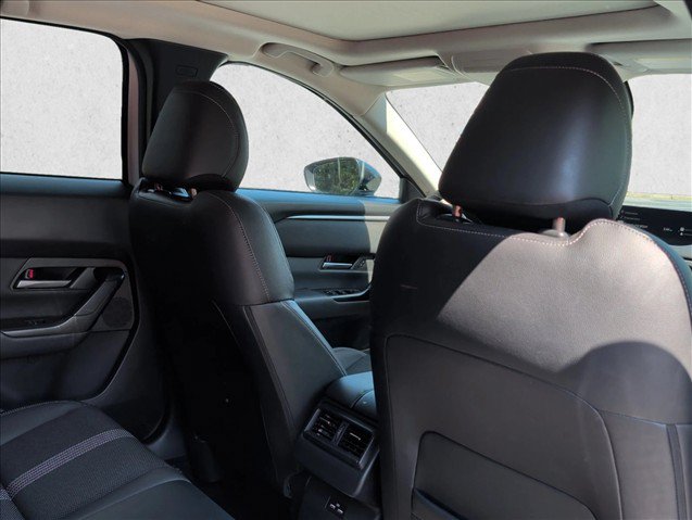Used 2024 MAZDA CX-50 AWD 2.5 S w/ Premium Package image 23