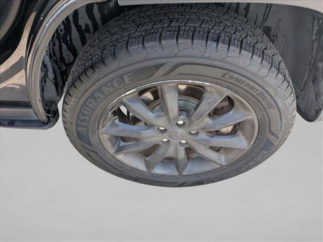 Used 2015 Jeep Cherokee Limited w/ Luxury Group image 21