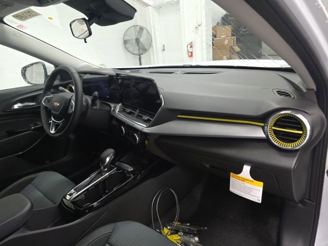 New 2026 Chevrolet Trax LT image 26