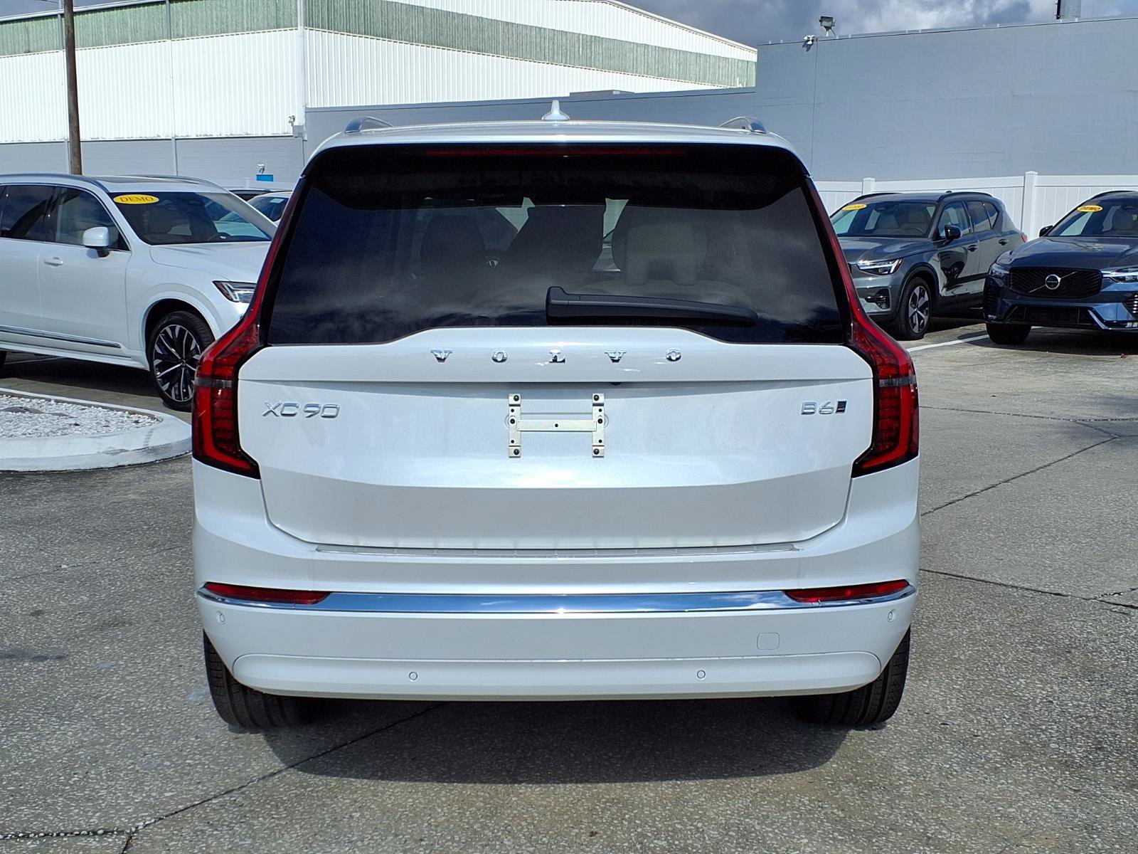 New 2026 Volvo XC90 B6 Ultra w/ Protection Package Premier image 6