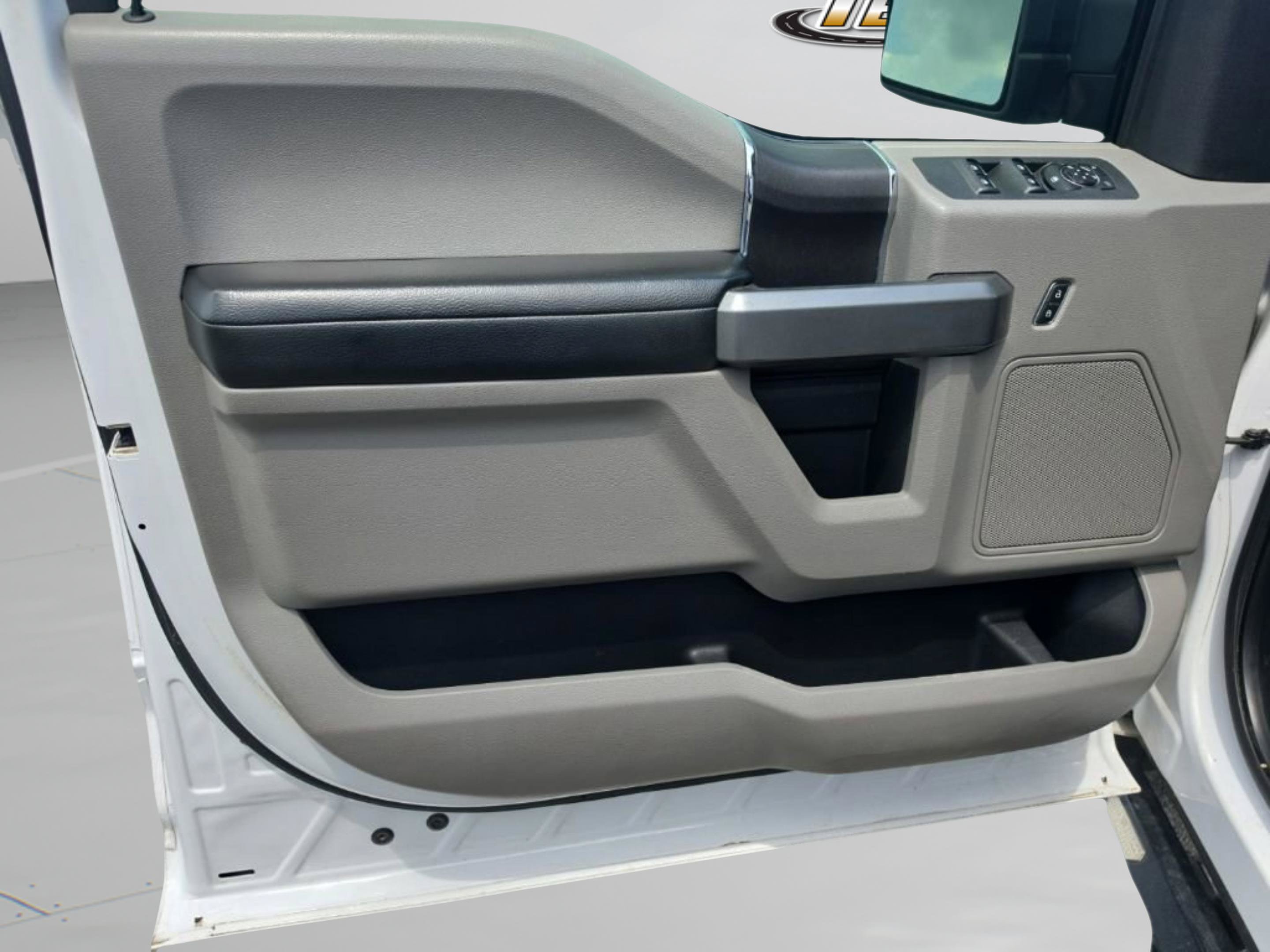 Used 2018 Ford F150 XLT AWD/4WD image 13