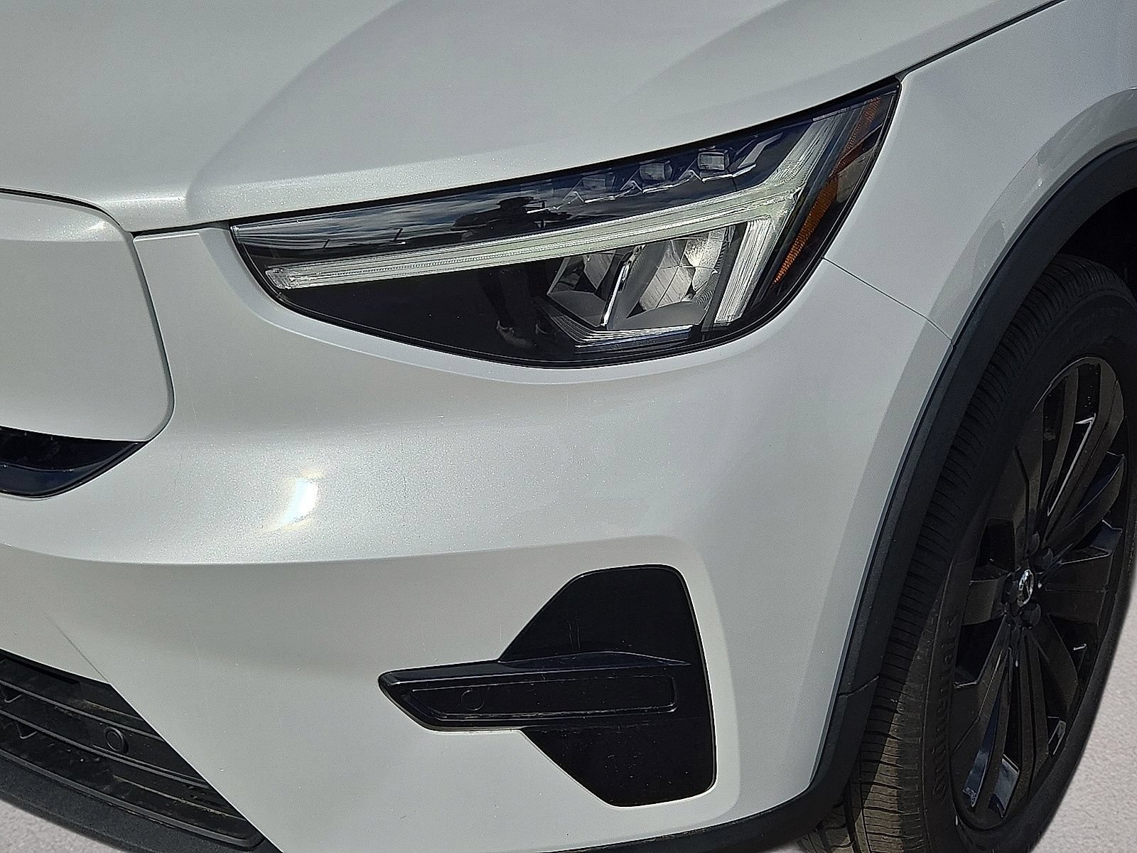 Certified 2023 Volvo C40 Recharge Core AWD/4WD image 10