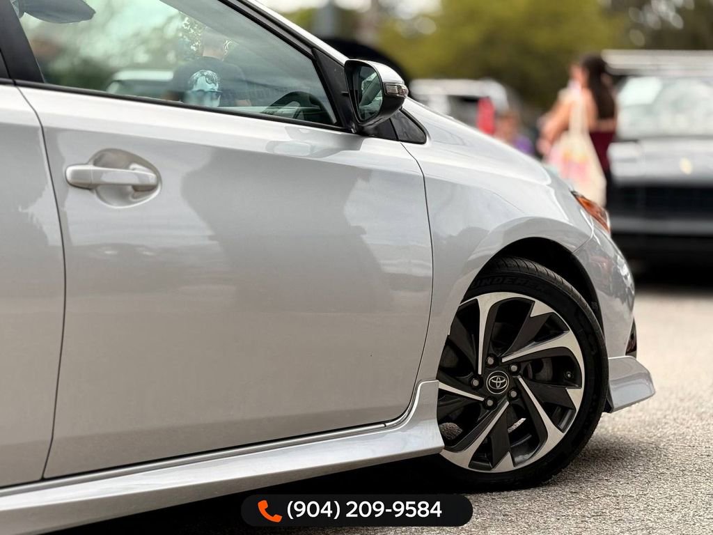 Used 2018 Toyota Corolla iM w/ Carpet Mat Package (TMS) image 8