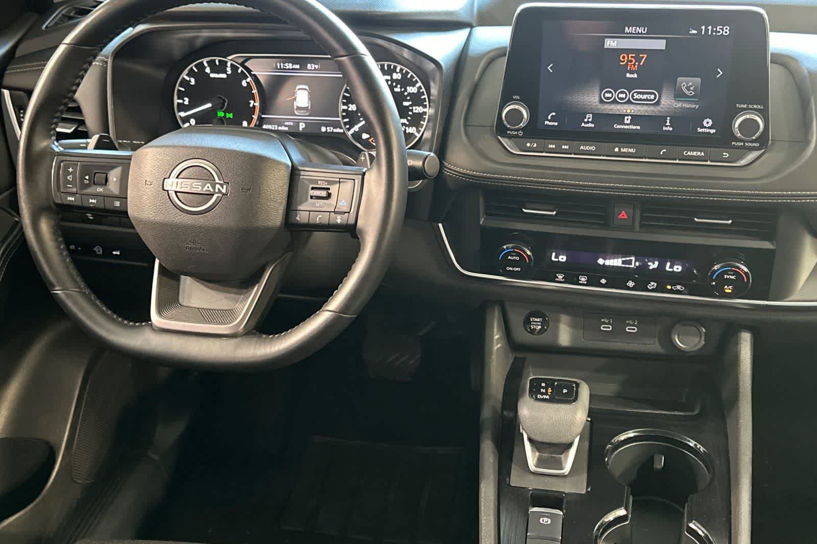 Certified 2025 Nissan Rogue SV AWD/4WD image 16